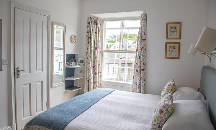 Cnapan Guest House Accommodation Newport Pembrokeshire